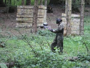 ua110723paintbal026.JPG